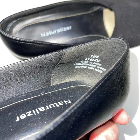 Naturalizer Black Square Toe Slip-on Contrast Leather Block Heels 7.5 Women’s - Picture 9 of 11